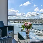 Faltom 20 Yacht Park Premium Parking *