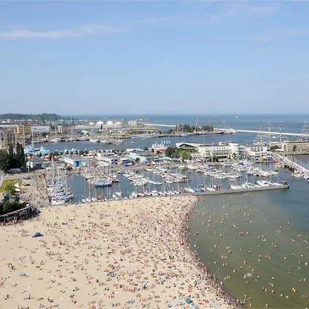 Faltom 20 Yacht Park Premium Parking