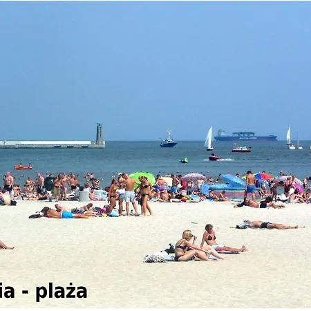 Faltom 20 Yacht Park Premium Parking * Gdynia