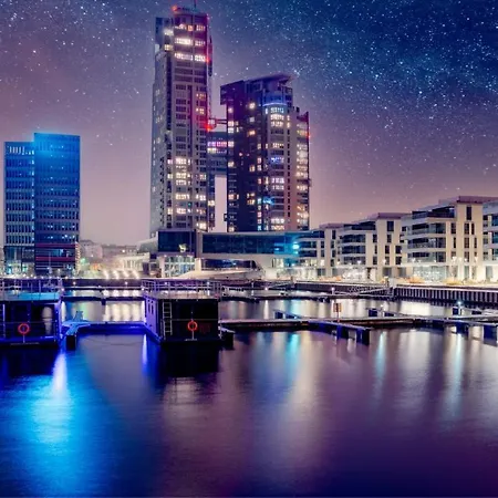 Faltom 20 Yacht Park Premium Parking * Гдыня