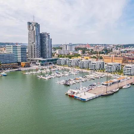 아파트 Faltom 20 Yacht Park Premium Parking 그디니아