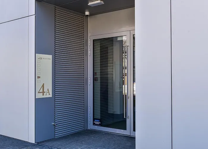 Faltom 20 Yacht Park Premium Apartamento *