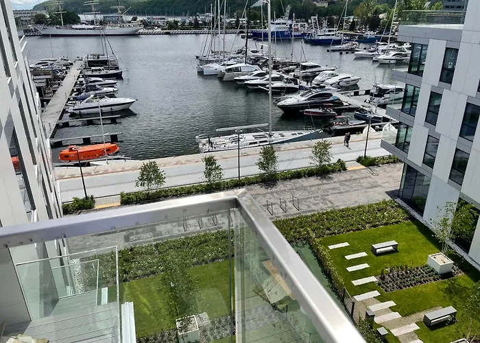 Faltom 20 Yacht Park Premium Apartamento *