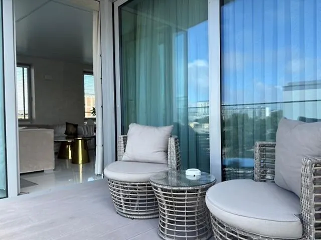 Faltom 20 Yacht Park Premium * Gdynia